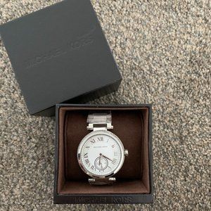 Michael Kors Skylar Watch, 42mm.  MK5866 NTW